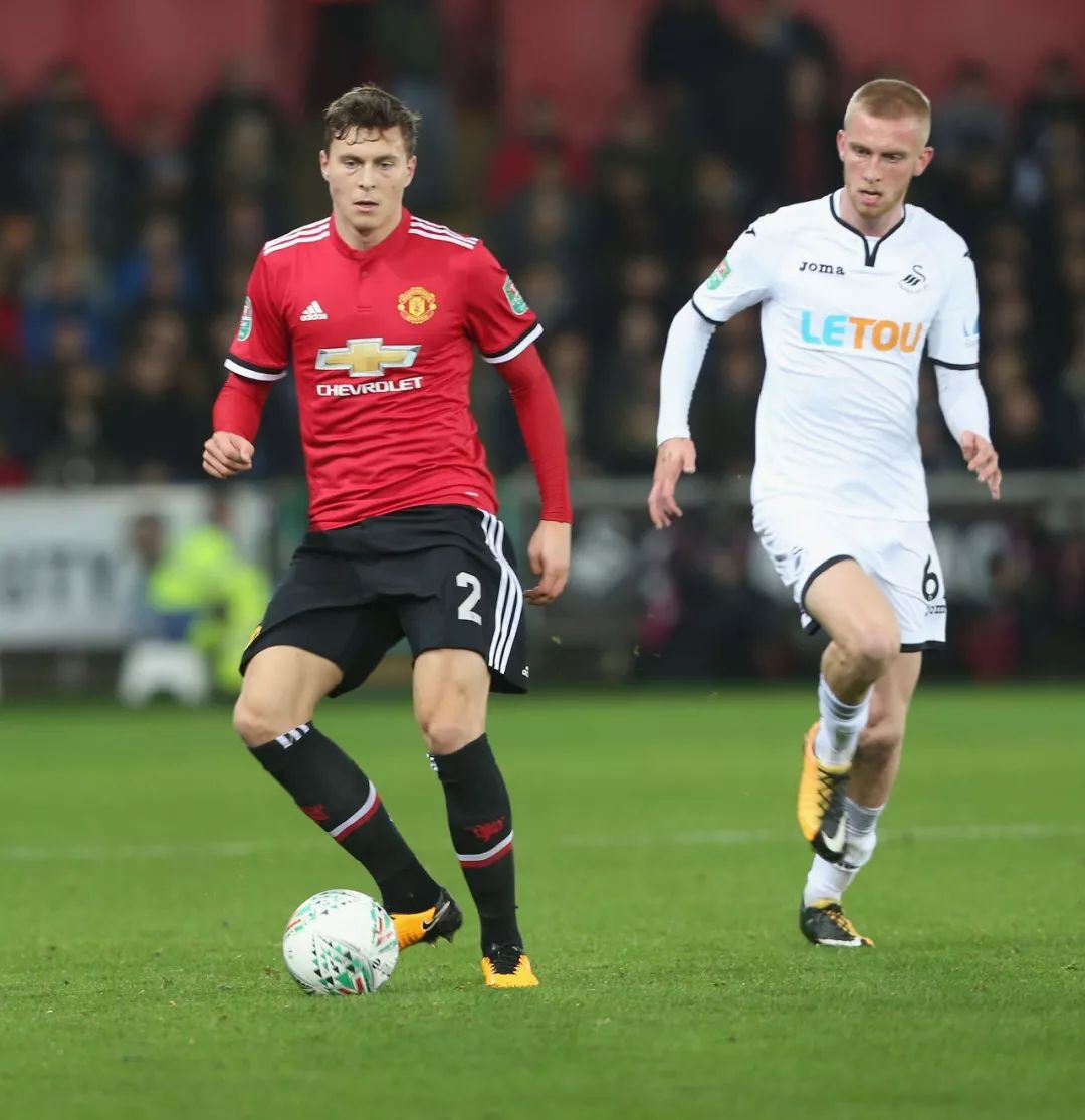 更借助女友 更借助女友