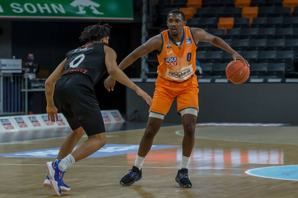 韦德观点背 韦德观点背