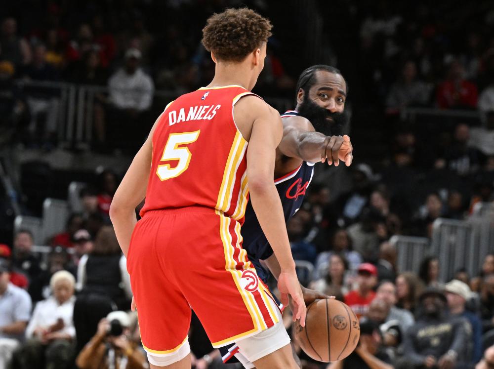 边锋与中后 边锋与中后