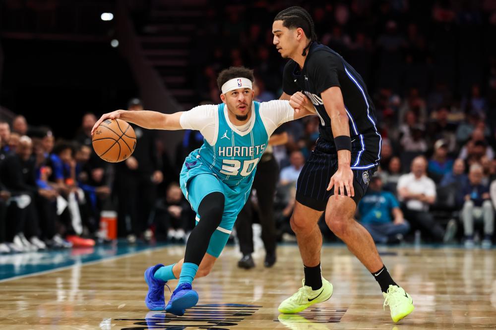 而在中国足 而在中国足