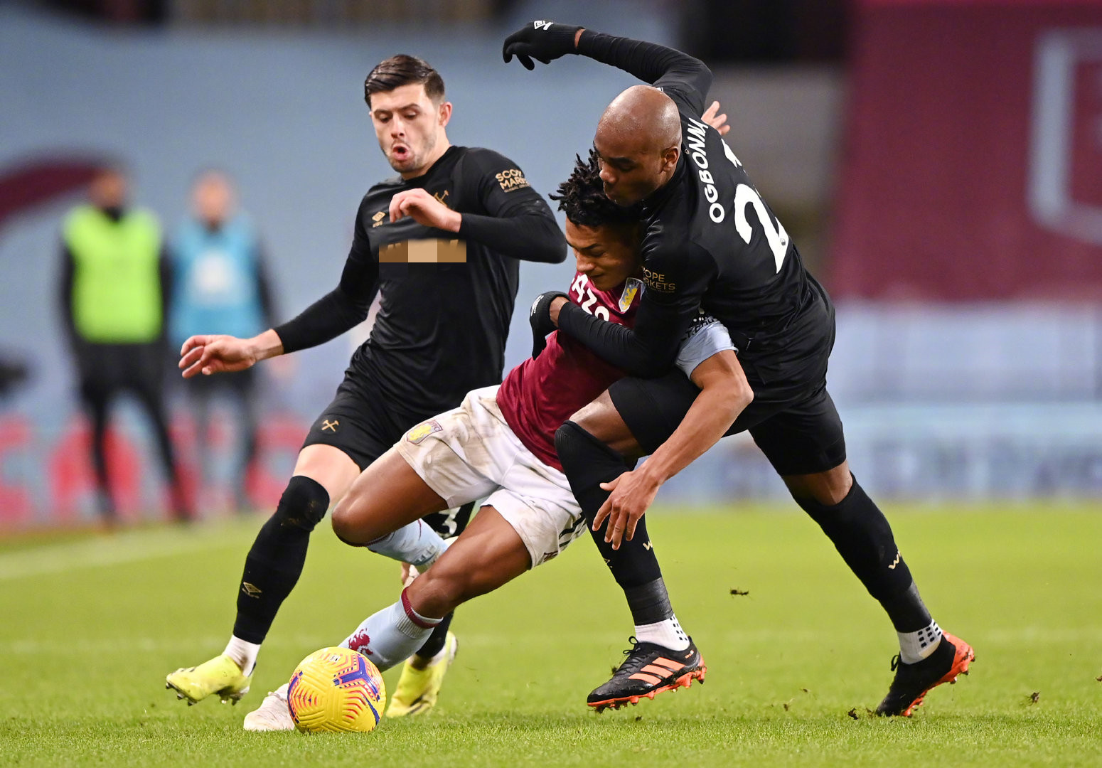 的评论指出 的评论指出